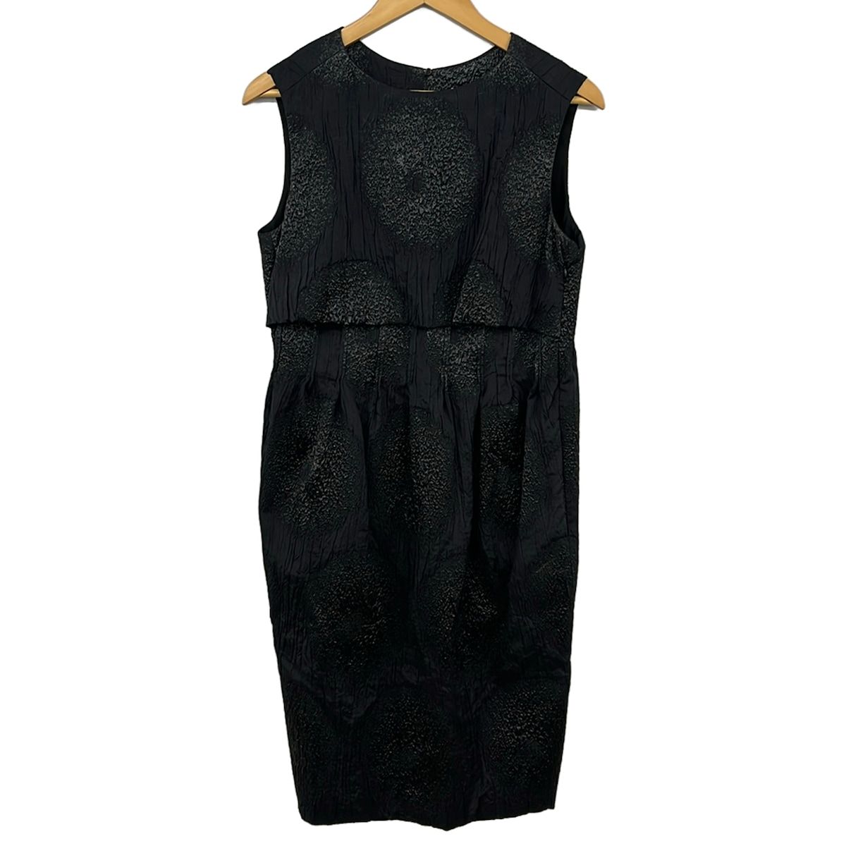 YvesSaintLaurent(イヴサンローラン) ワンピース サイズF 40 レディース美品 - 黒 クルーネック/ノースリーブ/ひざ丈