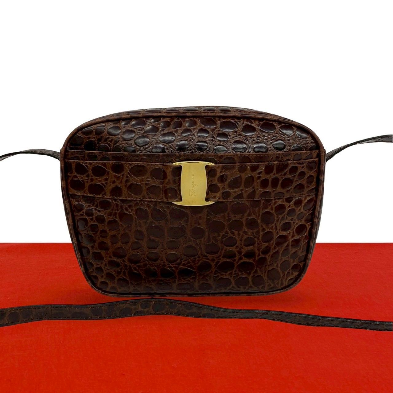 開店セール☆未使用品 美品 サルヴァトーレフェラガモ ヴァラ リザードエンボス② 極 美品 Salvatore Ferragamo サルヴァトーレフェラガモ ヴァラ ロゴ