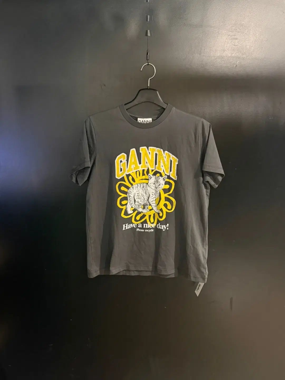 GANNI ガニー リラックスド プリンティング 半袖Tシャツ 6,516円