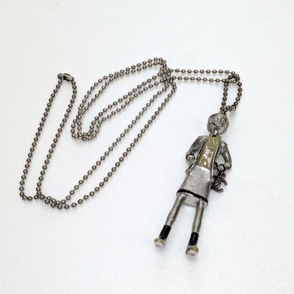 Dz813051 シャネル ネックレス ペンダント チャーム マドモアゼル ドール ネックレス 02A シルバー レディース CHANEL 中古