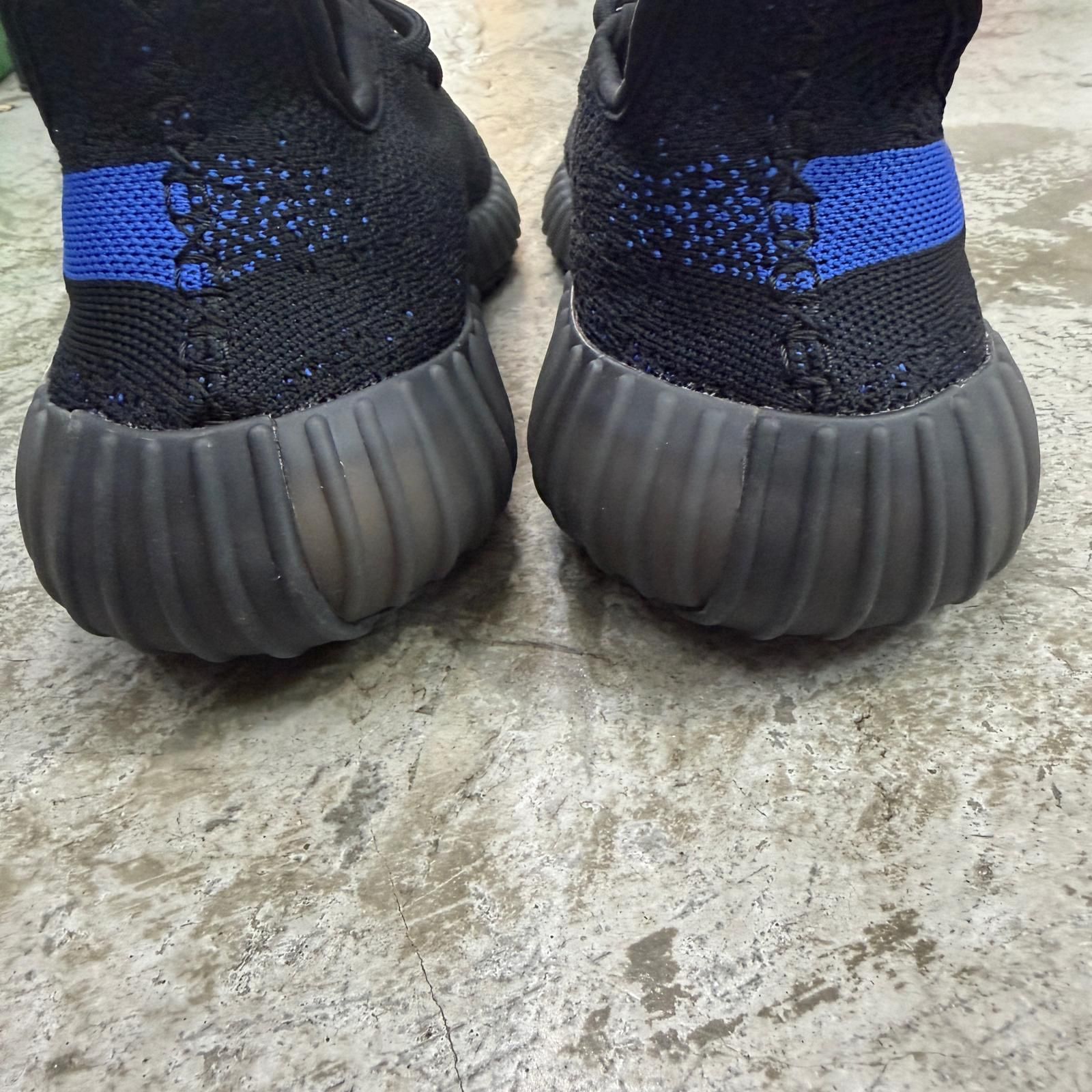 未使用 adidas YEEZY Boost 350V2 