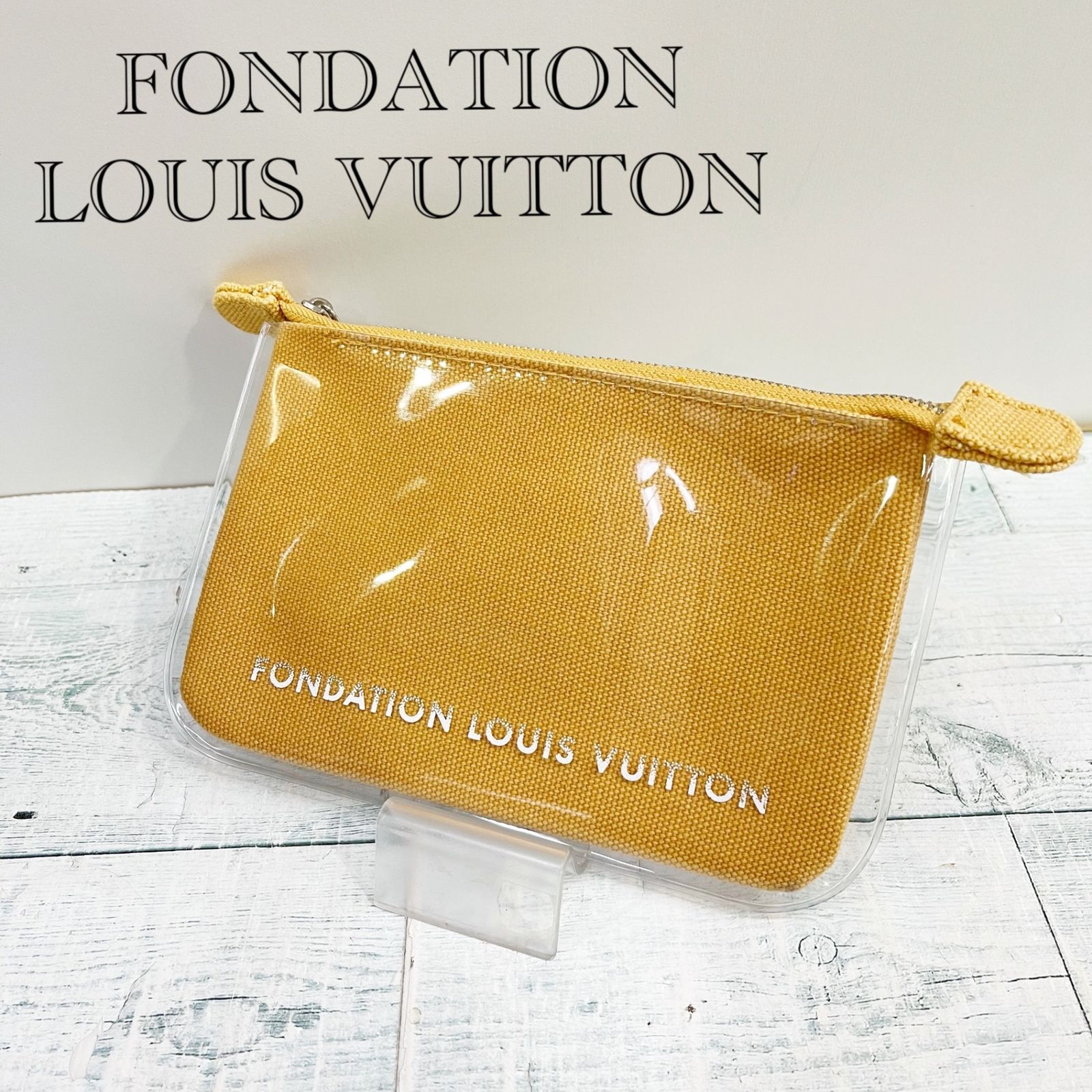 FONDATION LOUIS VUITTON ルイヴィトン フォンダシオン ビニールポーチ