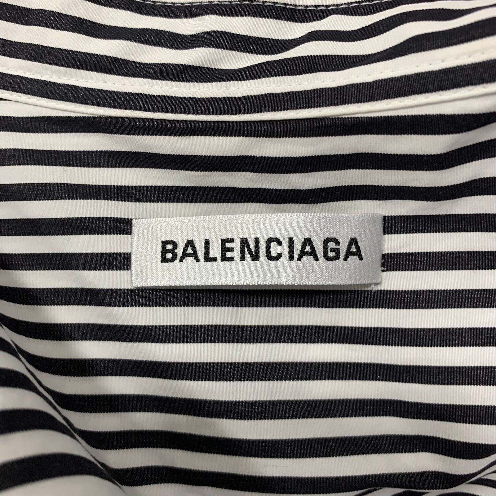 バレンシアガ BALENCIAGA ニュースウィングシャツ 520497 長袖シャツ 