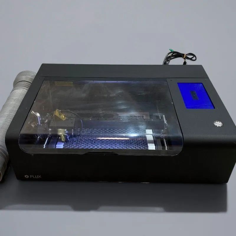 【ジャンク品】FLUX beamo ロータリーアドオン レーザー加工機 FLUX beamo ロータリーアドオン CO2レーザー加工機 通電確認済み FBM1