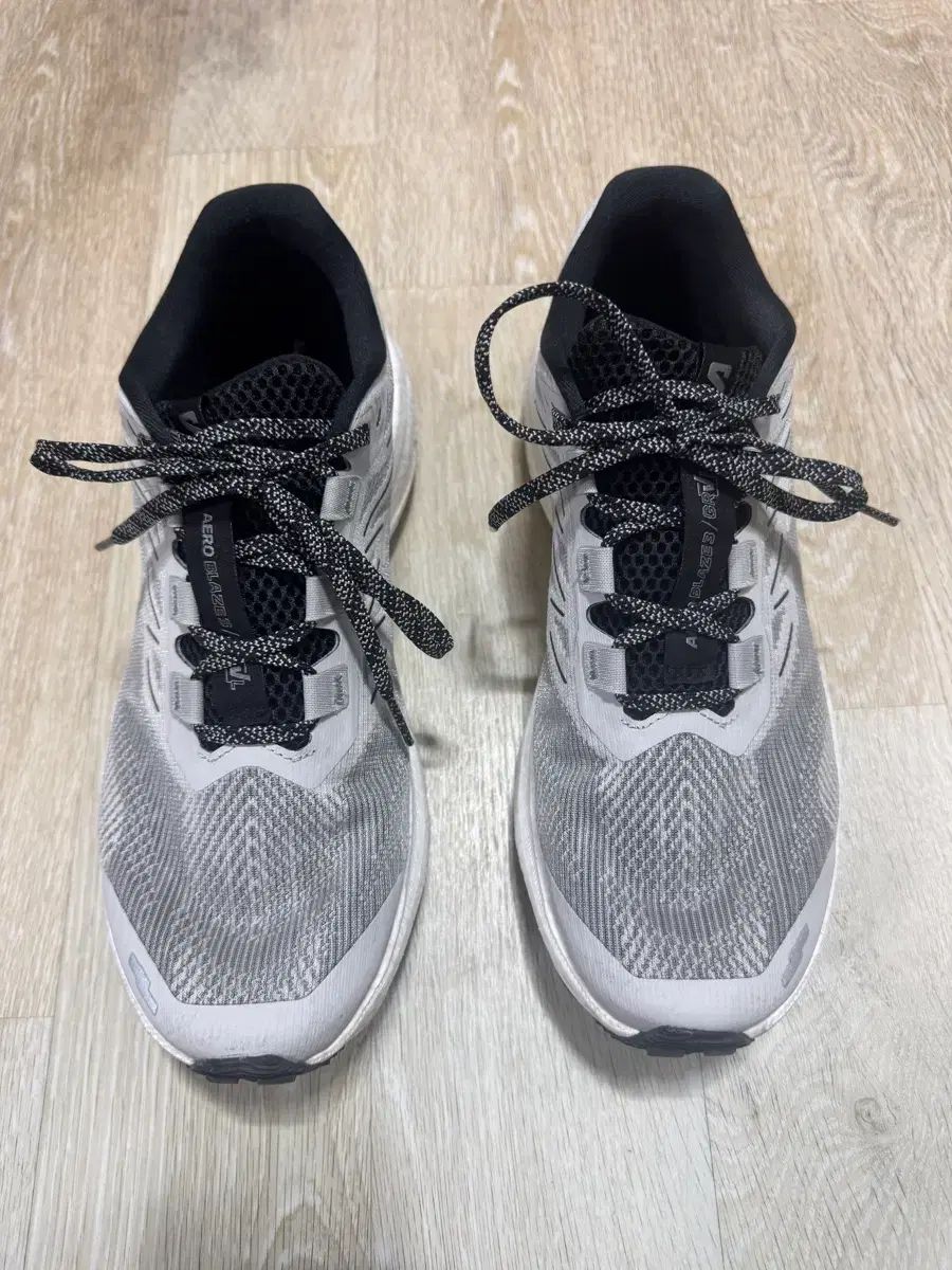 285 SALOMON サロモン エアロ ブレーザー3 グラベル