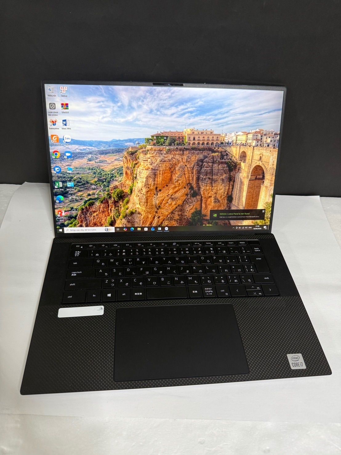 高性能 NVDIA T2000 DELL PRECISION 5550 i7- 10850H / メモリー16 GB / SSD 512GB / CAMERA, BLUETOOTH, FACE ID