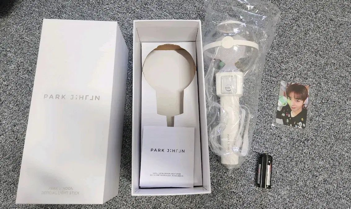パク・ジフン(PARK JIHOON) ペンライト ポップ・ボン 出品 (1回 使用)