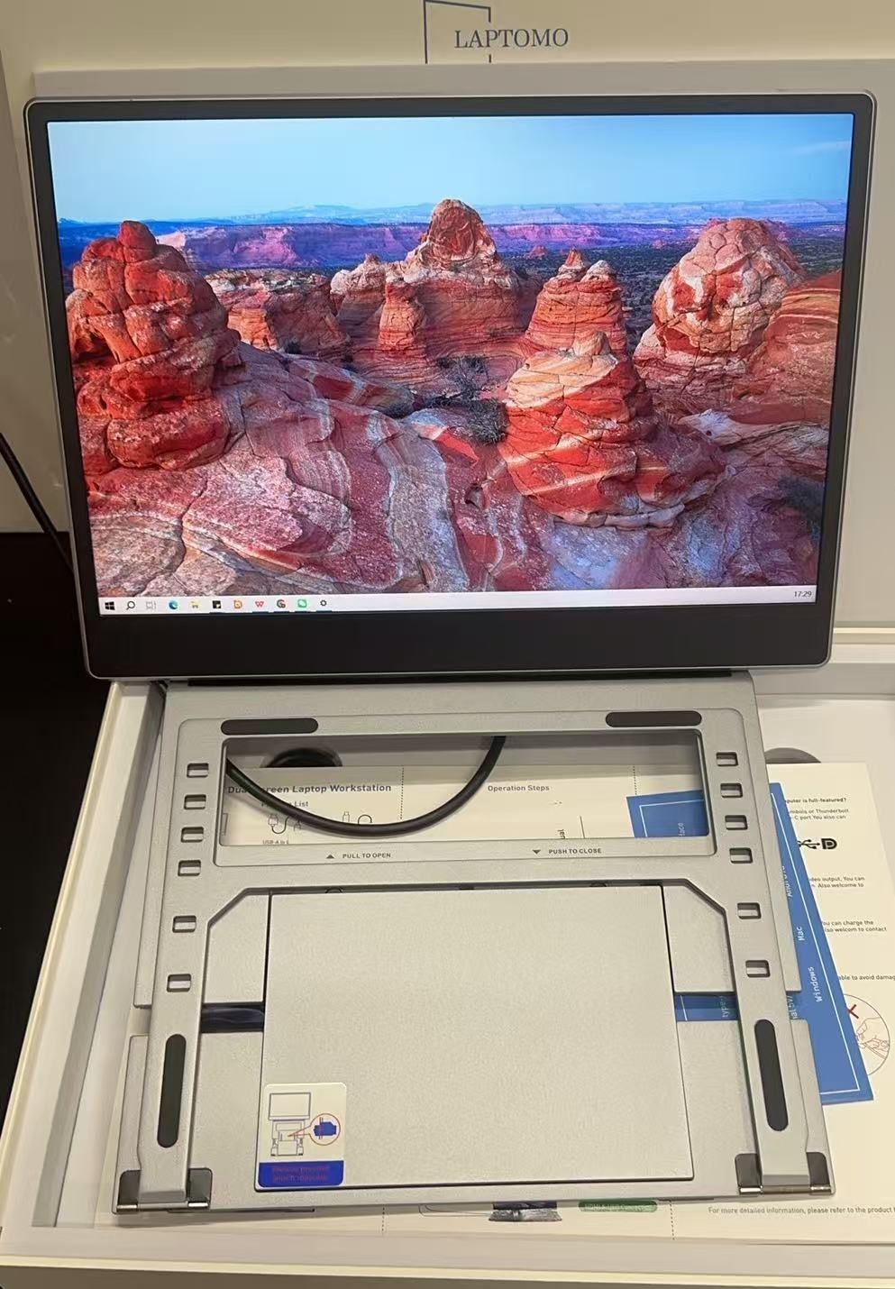 Z1 15.6インチ モバイルディスプレイ / FHD IPS / USB-C ++924391