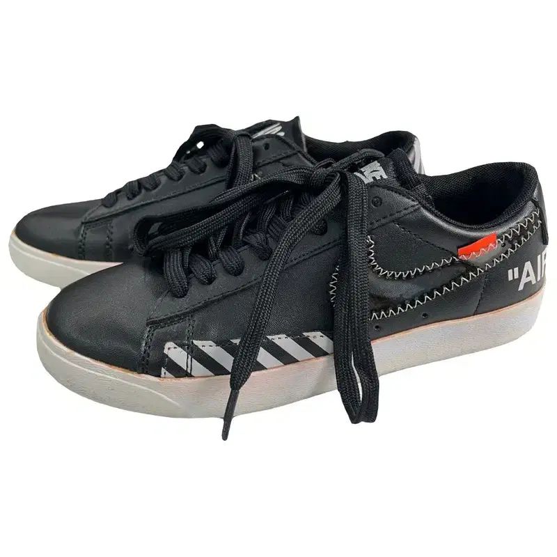 NIKE × OFF WHITE Blazer Low スニーカー 235