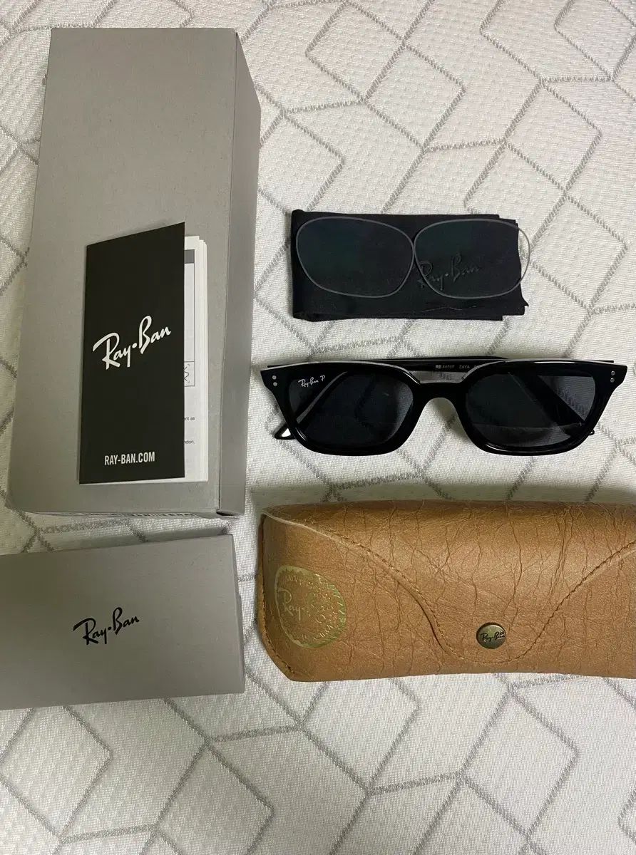 Ray-Ban(レイバン) zaya ブラック RB4456F