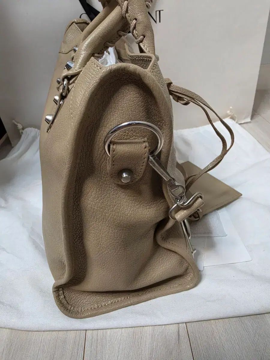 正規品 バレンシアガ クラシック シティバッグ