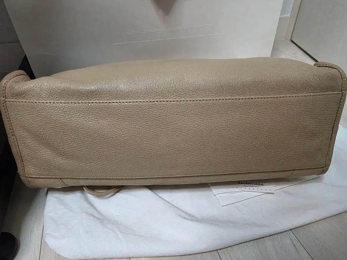 正規品 バレンシアガ クラシック シティバッグ