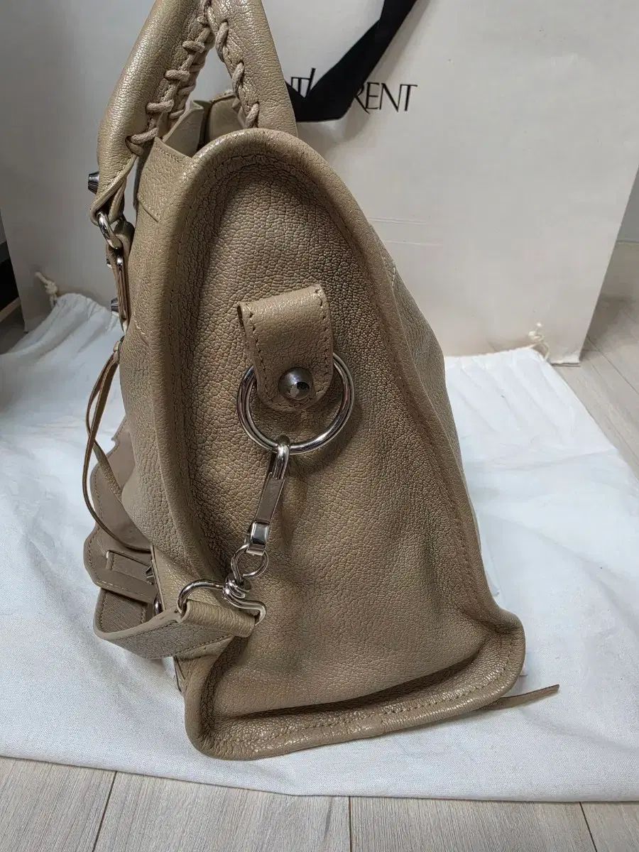 正規品 バレンシアガ クラシック シティバッグ