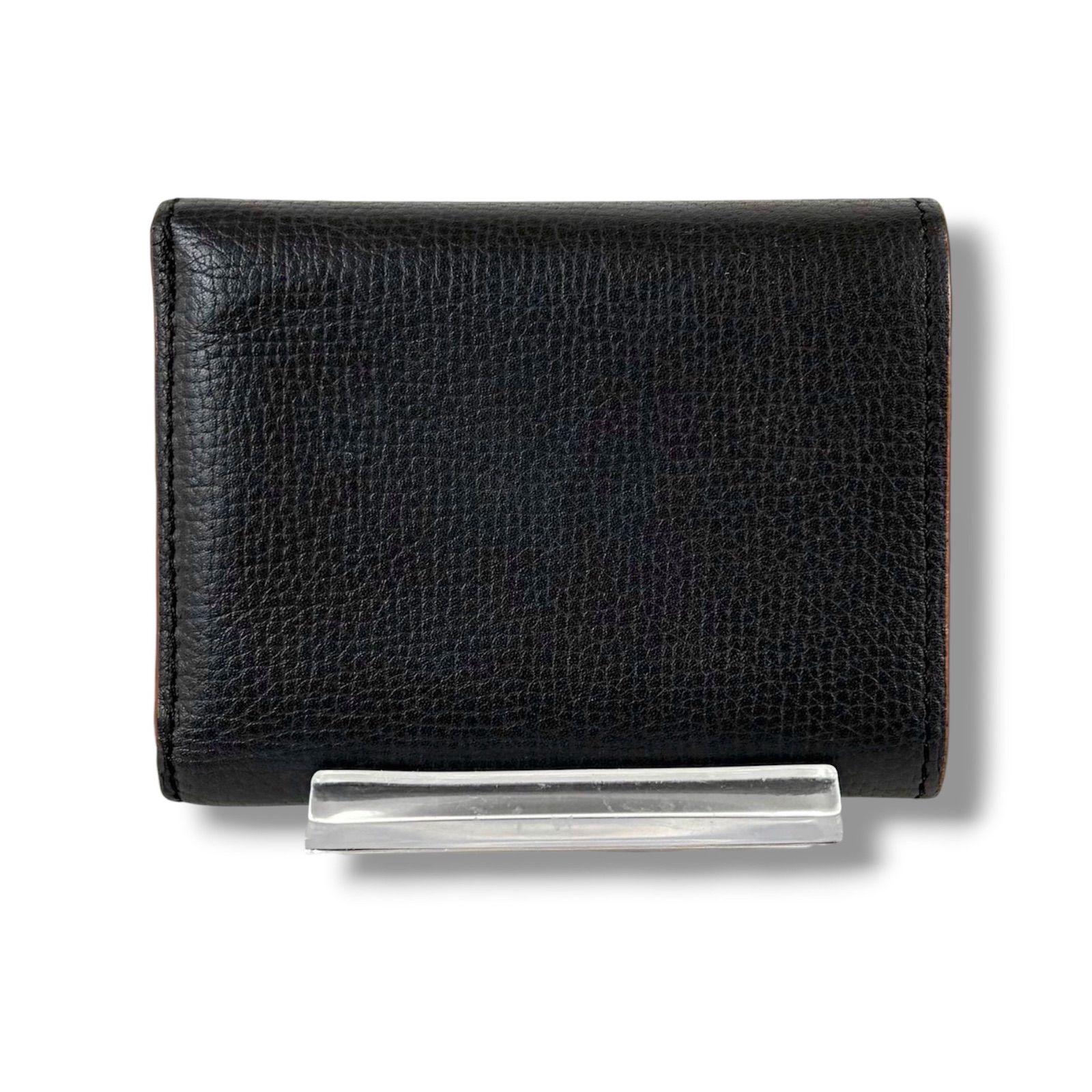 ロエベ LOEWE トライフォールドウォレット バーティカルウォレット 三つ折り財布 コンパクトウォレット シルバー金具 ロエベ LOEWE トライフォールドウォレット バーティカルウォレット 三つ折り財布 コンパクトウォレット シルバー金具