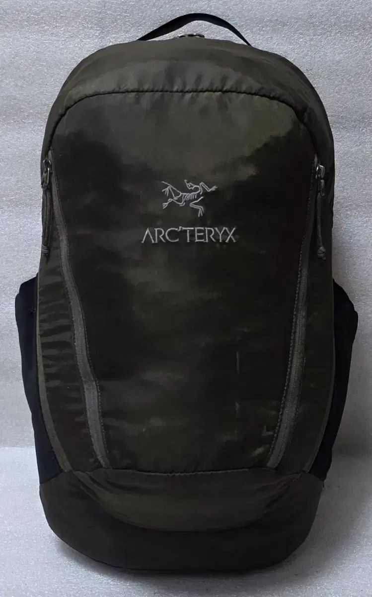 アークテリクス ARC'TERYX マンティス mantis 26 登山リュック 旅行バックパック