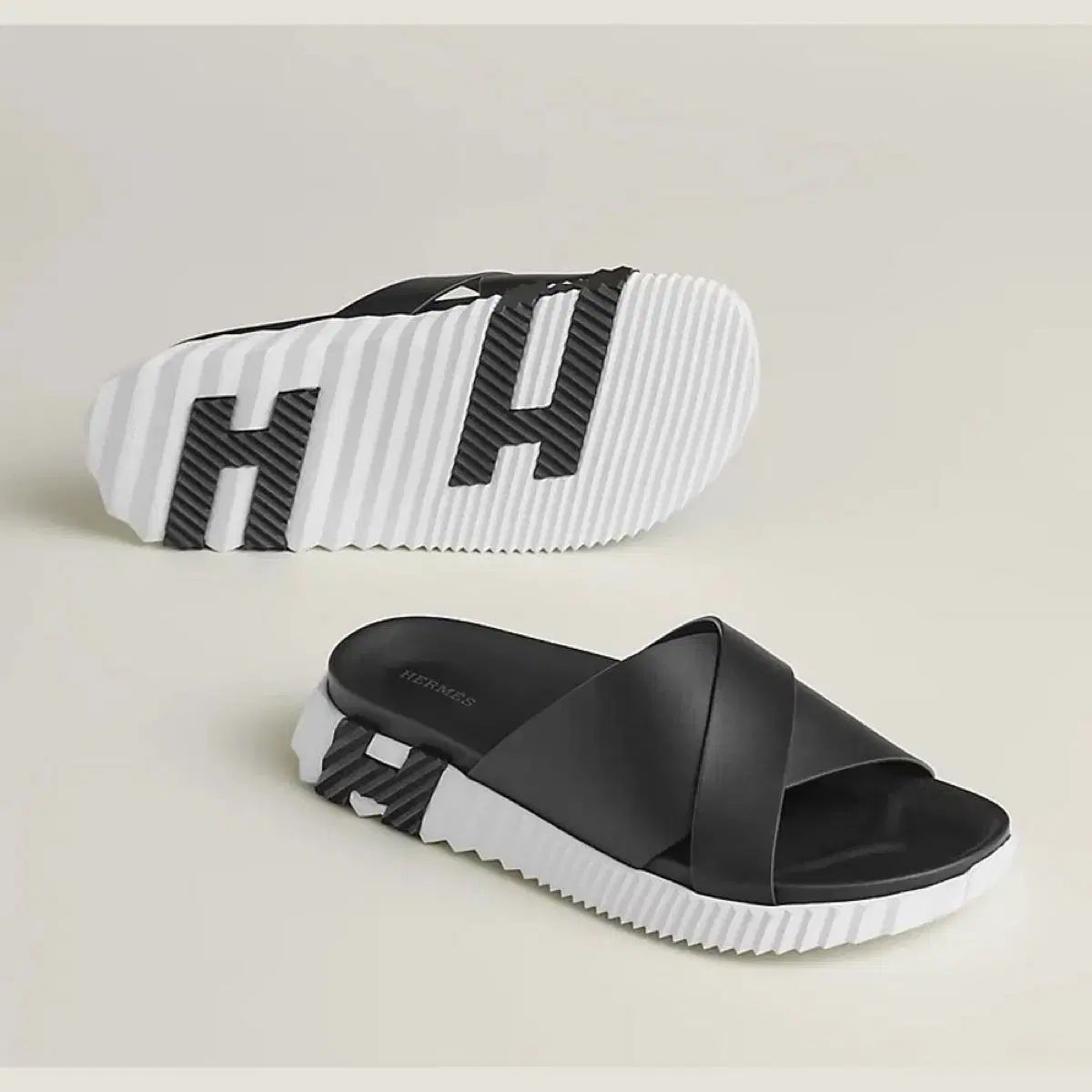 Hermes INフラ 41 ブラック 白