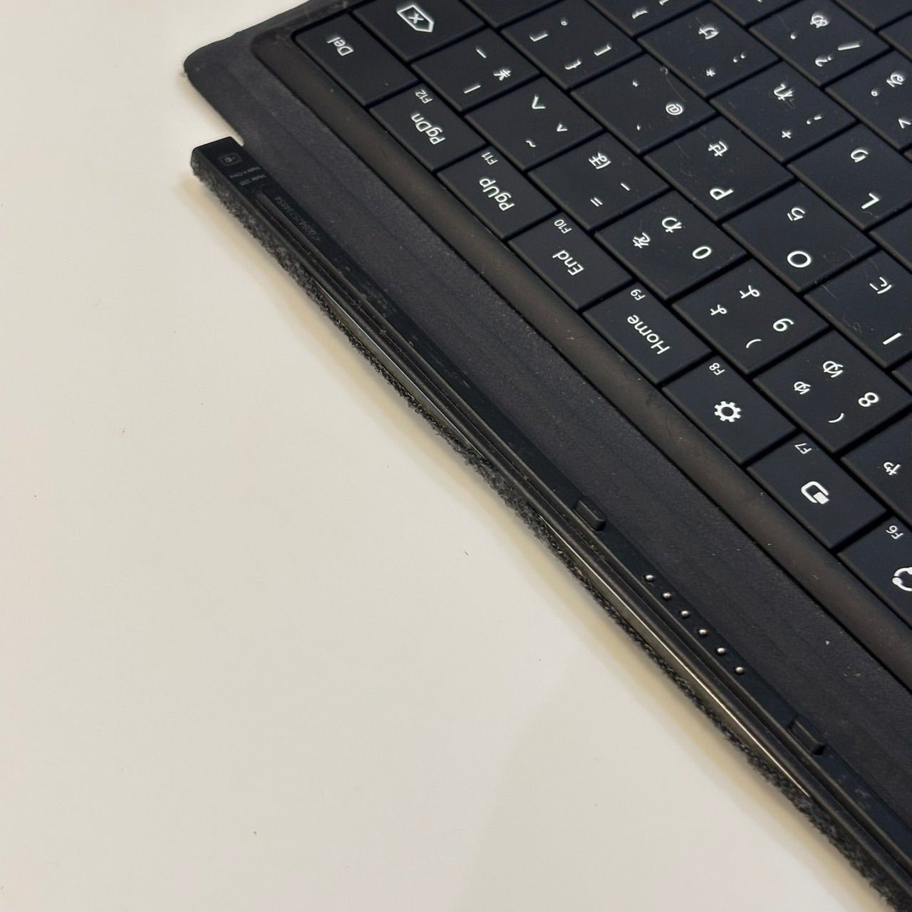 Microsoft Surface Pro タイプカバー 1535 黒 日本語 - メルカリ