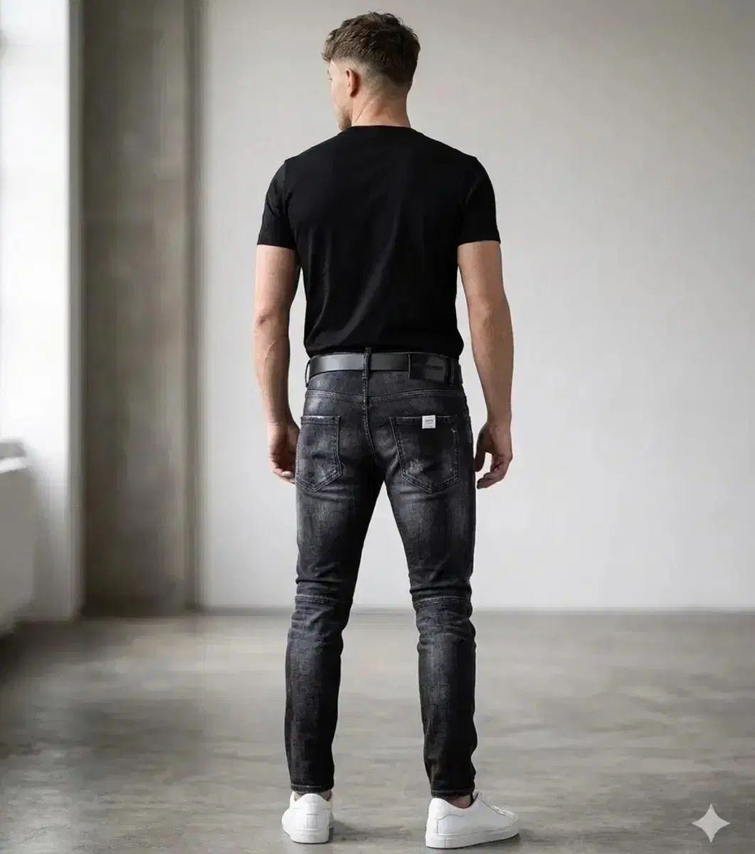 (送料無料※メルカリshop取引では対象外)DSQUARED2 ディースクエアード2 デニム ズボン 男 34
