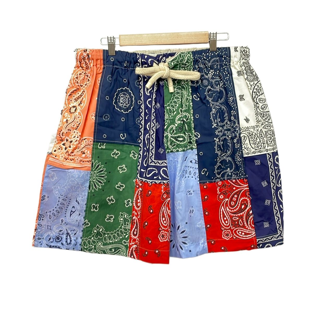 LOEWE(ロエベ) ハーフパンツ サイズL メンズ美品 - H2192610PO レッド×ネイビー×マルチ ウエストゴム/パッチワーク