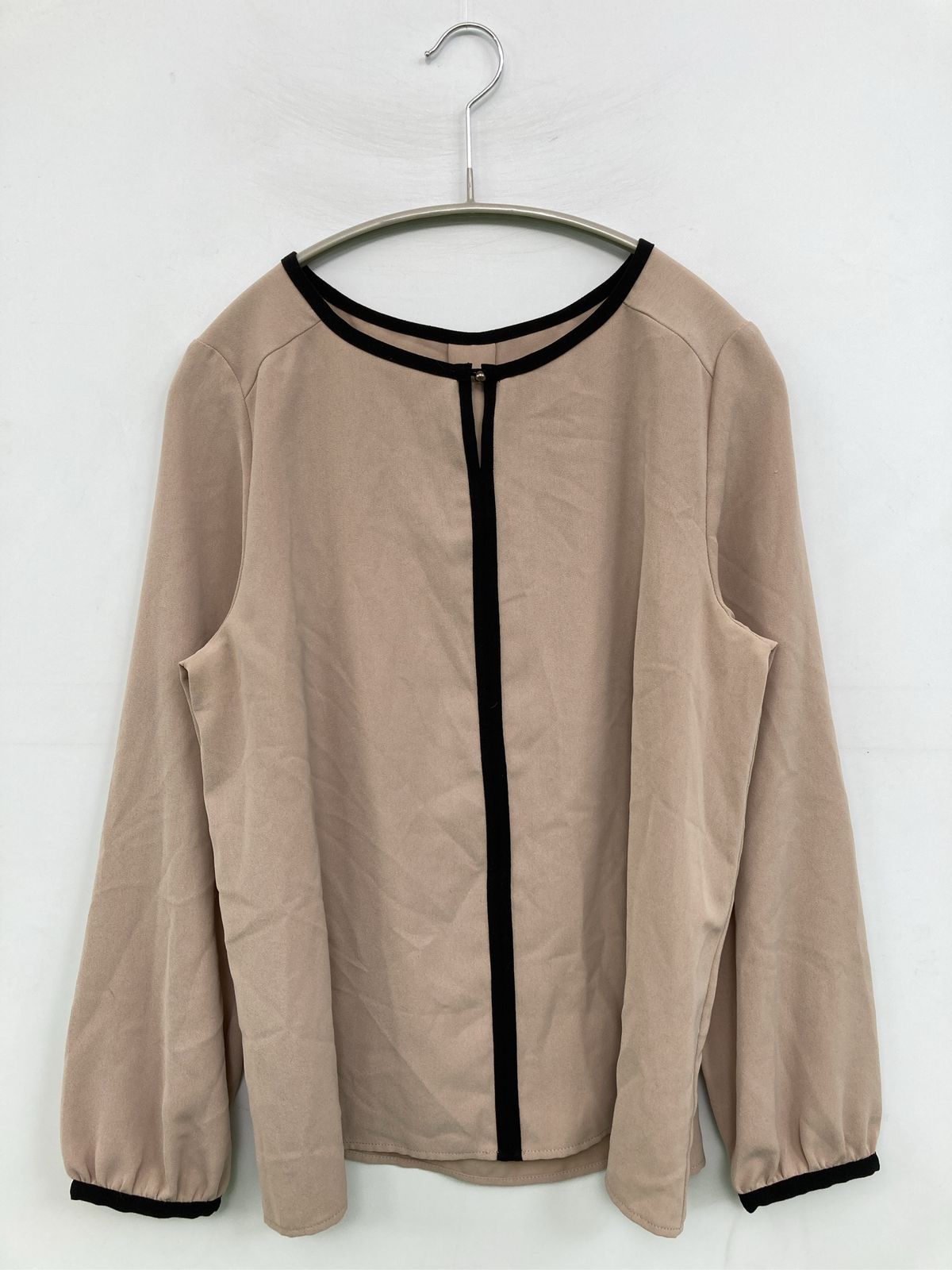 NATURAL BEAUTY BASIC ナチュラルビューティーベーシック ノーカラージャケット M ベージュ 無地 ミドル丈 レディース