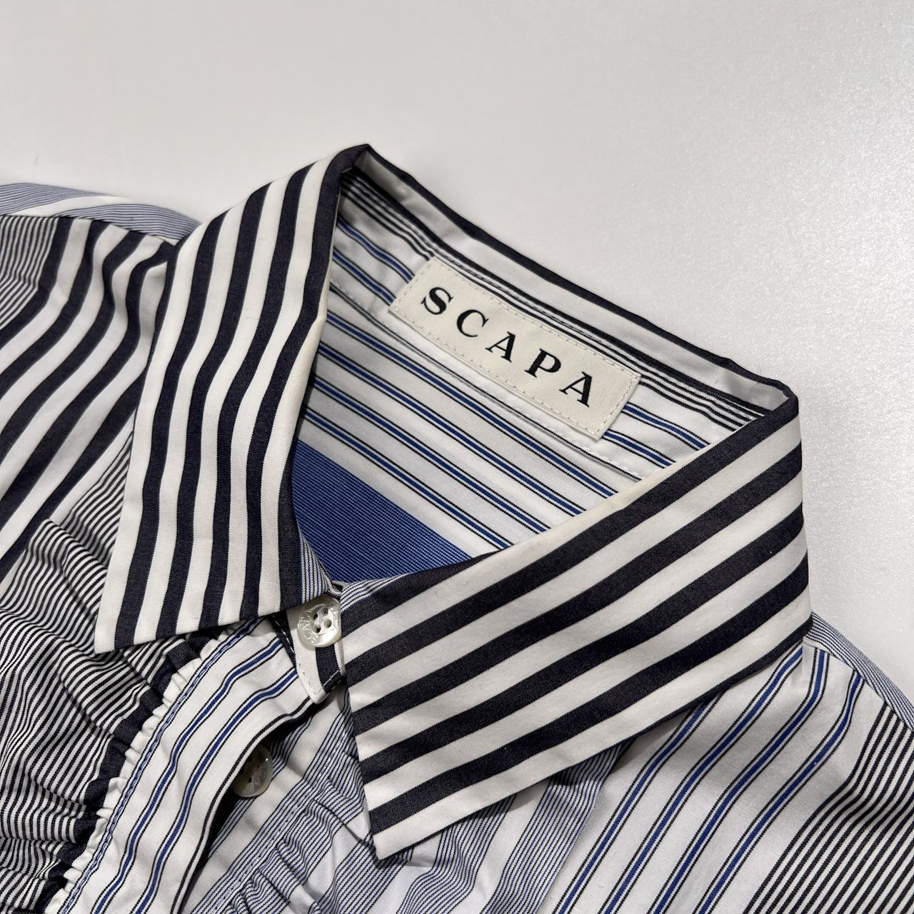 美品 SCAPA スキャパ ストライプ切替 フリルタック 長袖シャツ サイズ 