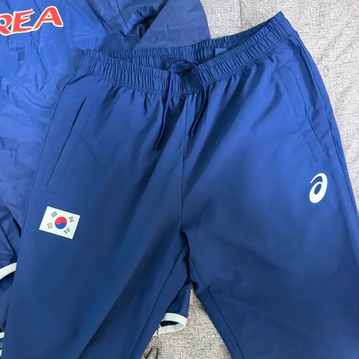 アシックス コリア ズボン L