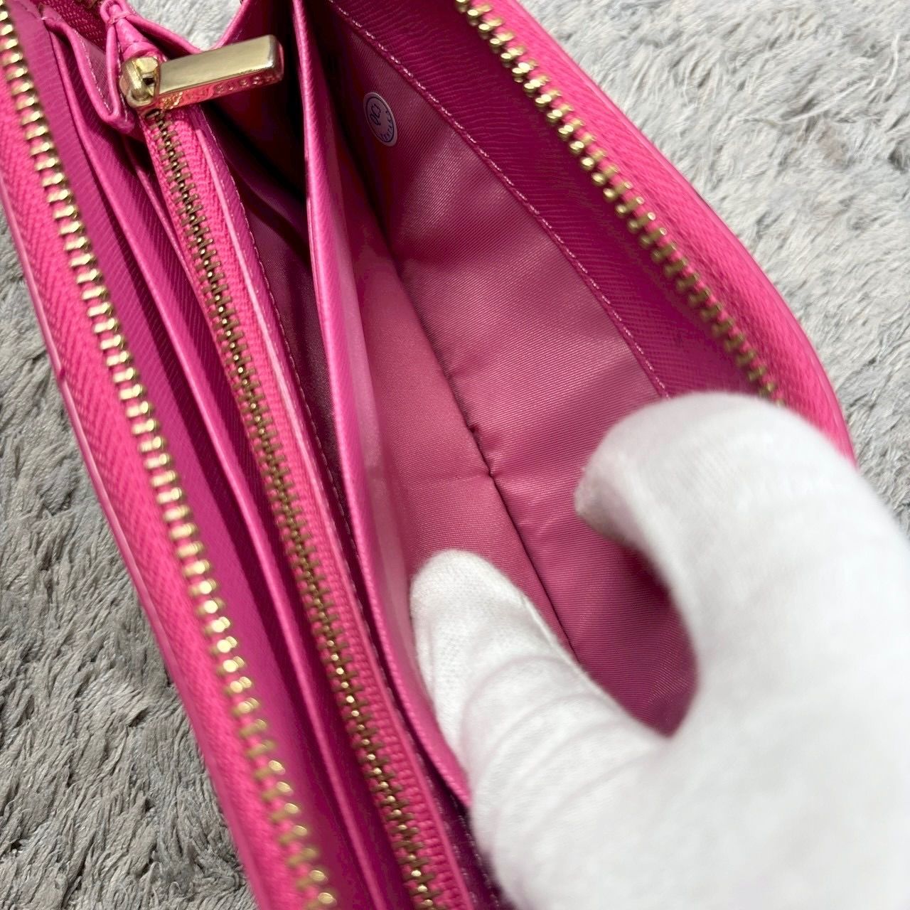 TORY BURCH トリーバーチ 長財布 ラウンドファスナー ゴールドロゴ金具