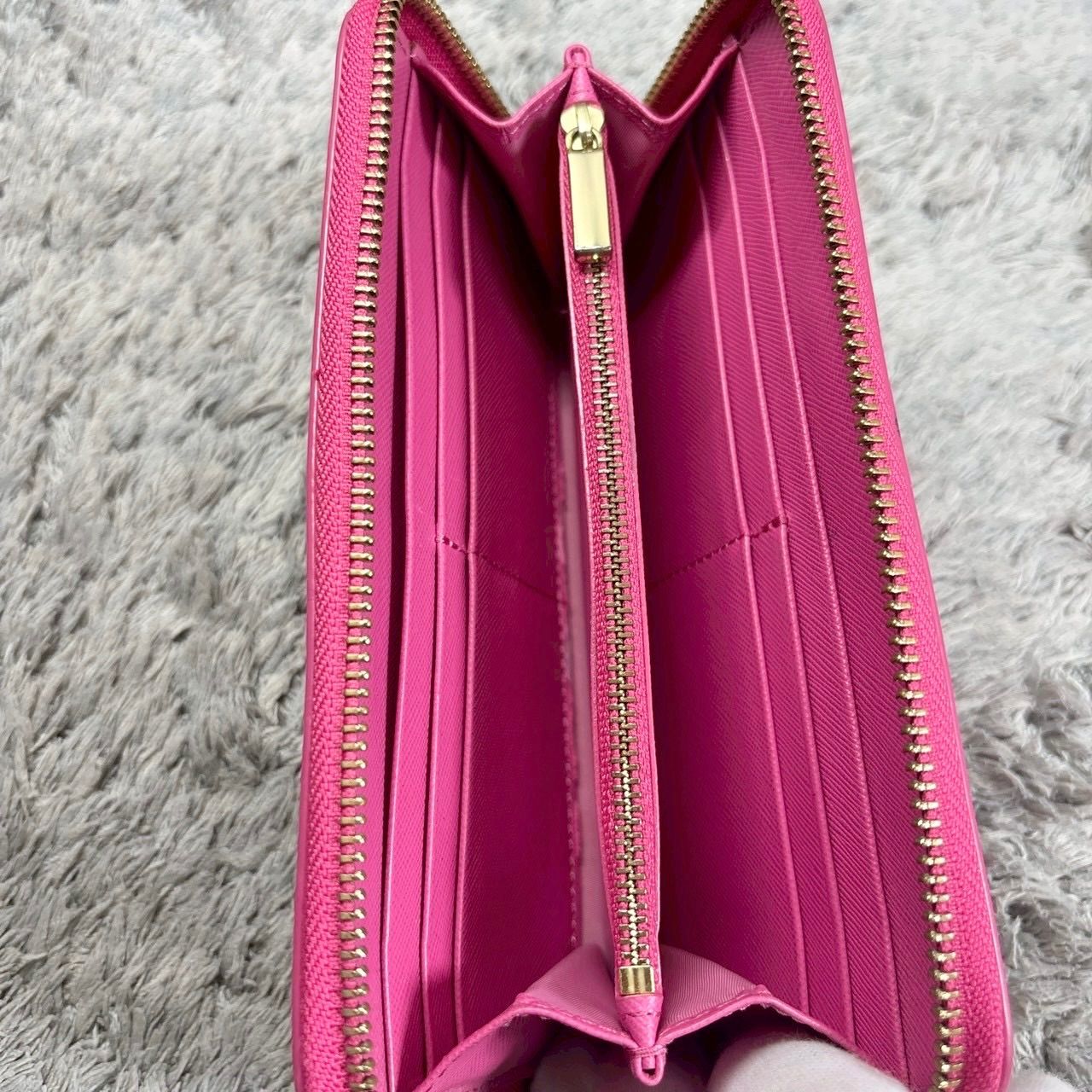 TORY BURCH トリーバーチ 長財布 ラウンドファスナー ゴールドロゴ金具 