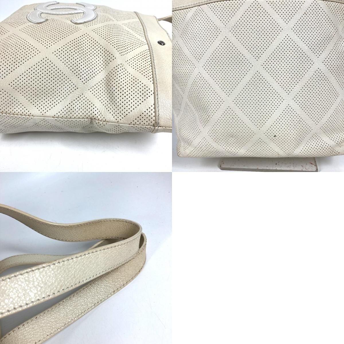 CHANEL シャネル トートバッグ ロゴ CC ココマーク マトラッセ 