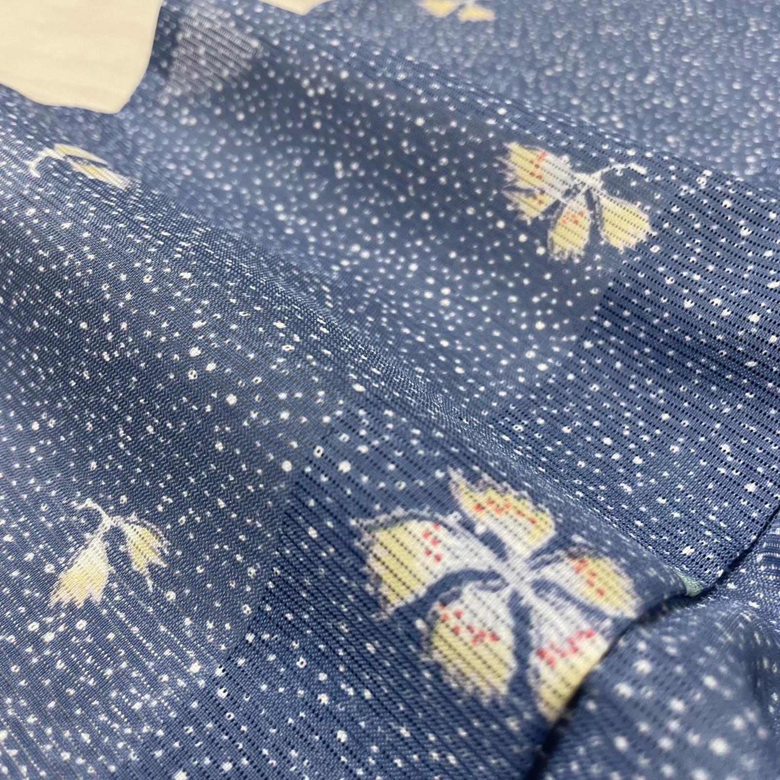 夏着物 絽織 小紋 裄68 たたき染めに可愛い花模様 着物 正絹 X-3556