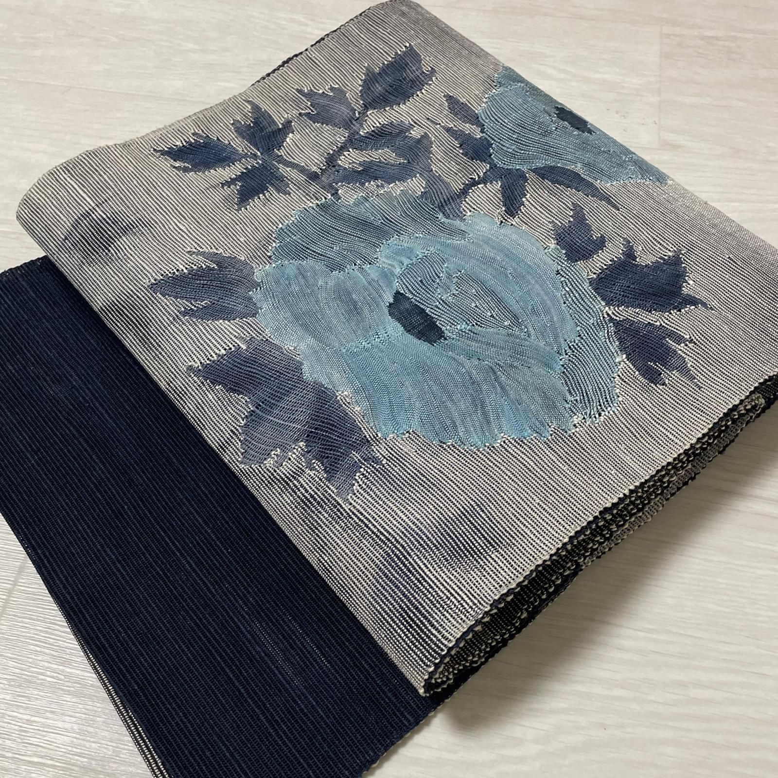 名古屋帯 紗紬 色味の良い 牡丹の織出し 八寸 正絹 着物 X-3670