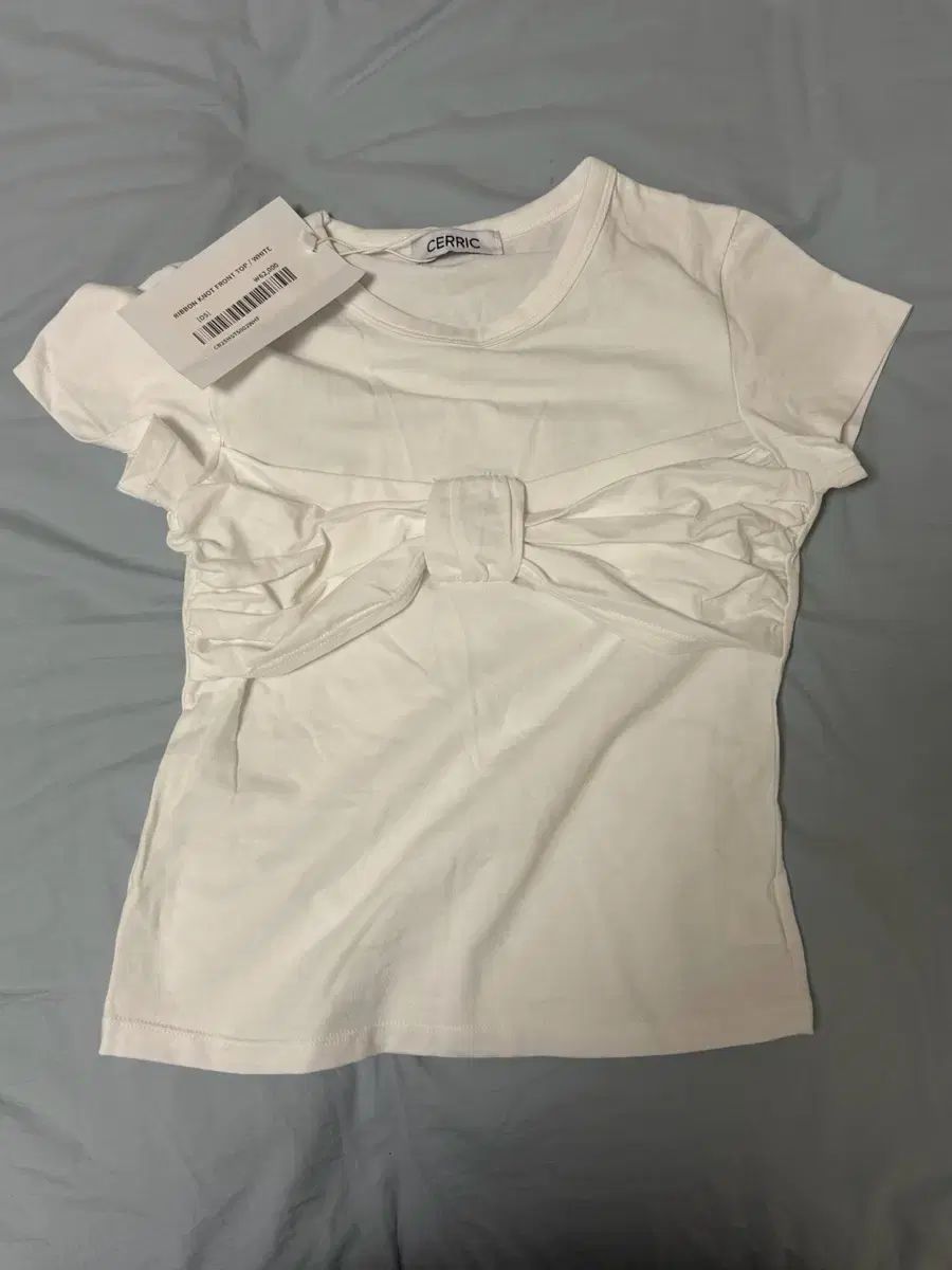 セリック リー Tシャツ