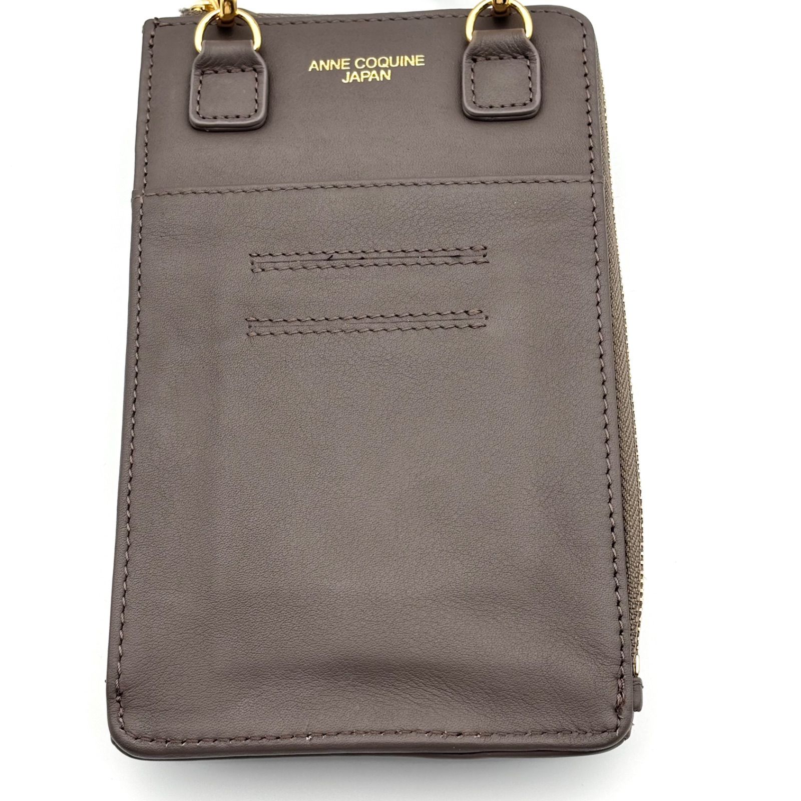 美品 アンコキーヌ カーフレザー モバイルパスポーチ スマホショルダー エトープ【クーポン利用で、20%OFF（割引上限 1,500円）】