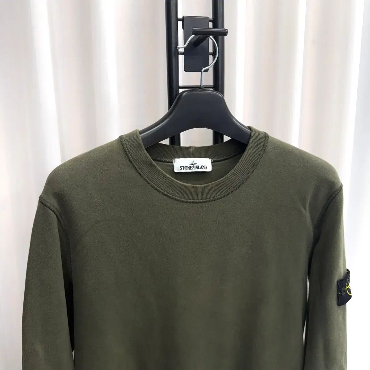 Stone Island スウェット カーキ STONE クルーネック ロンTスウェット