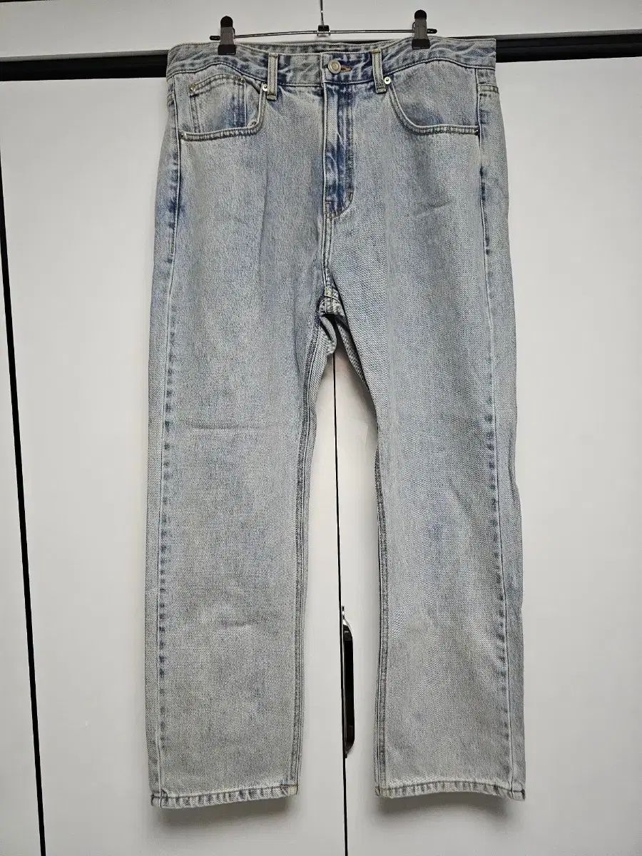 ILCORSO (イルコルソ) ライトブルー デニム パンツ (新品)