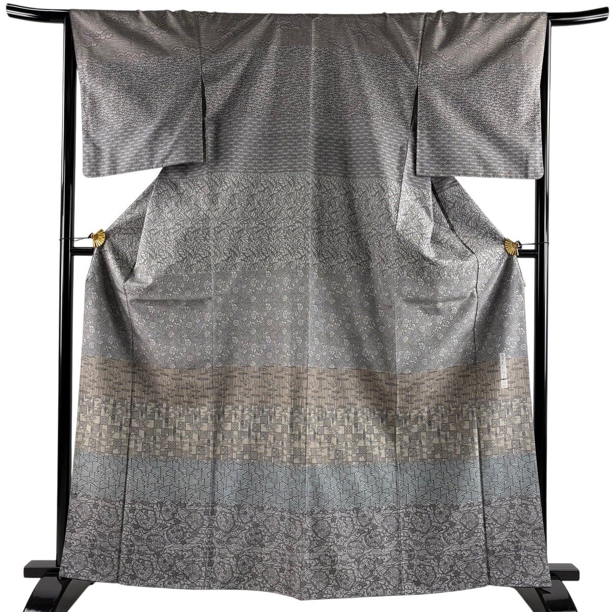 【美品】 訪問着 身丈164.5cm 裄丈66cm M 袷 二代目久太郎 落款 花唐草 有職文様 灰色 正絹 名品 【中古】