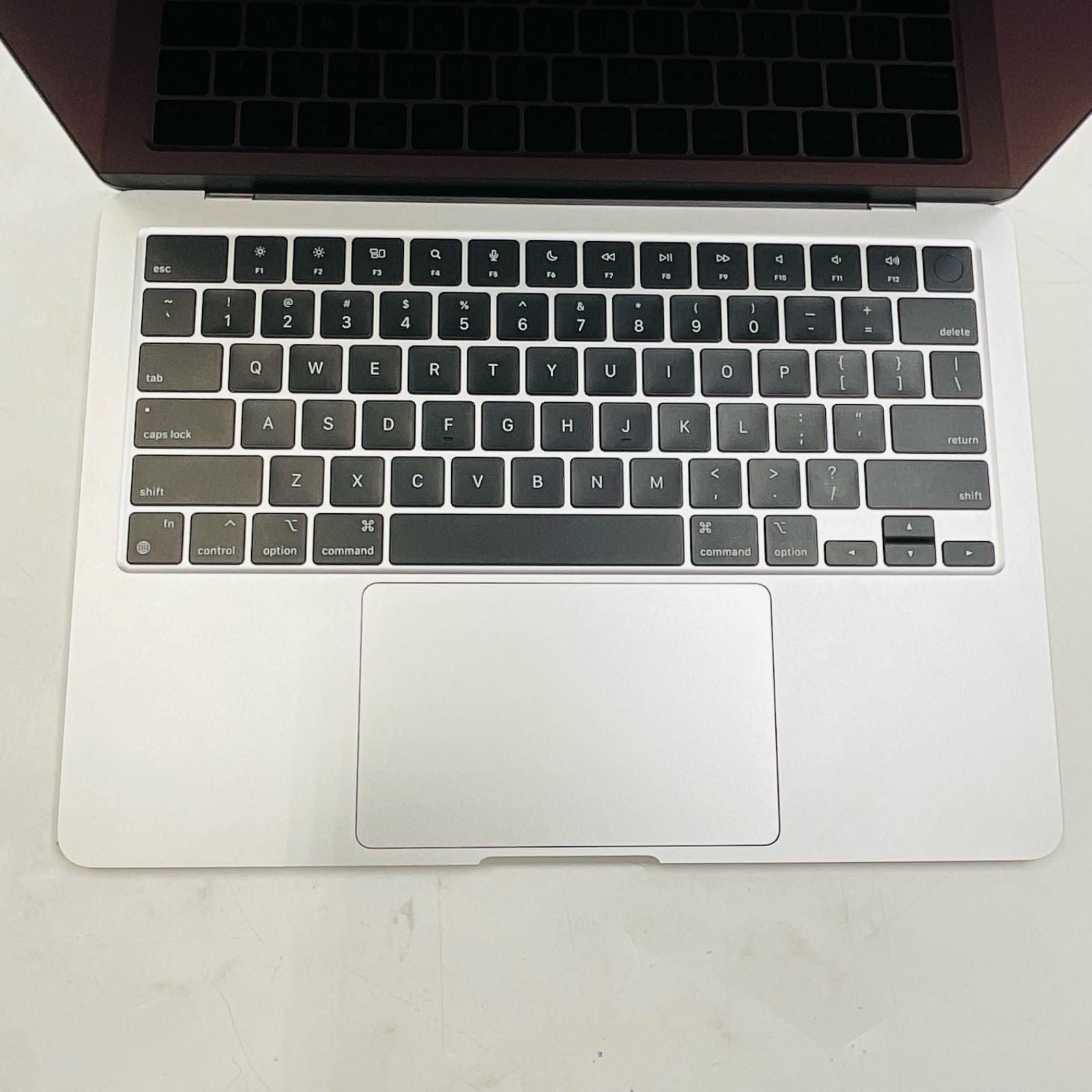 美品】MacBook Air M2 16GB 512GB シルバー 2022 - メルカリ