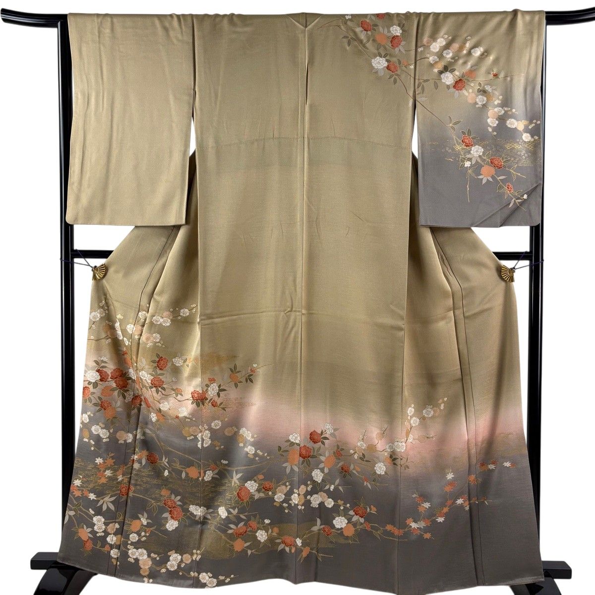 【美品】 訪問着 身丈161.5cm 裄丈65cm M 袷 枝梅 椿 金彩 ぼかし 鶯色 正絹 秀品 【中古】