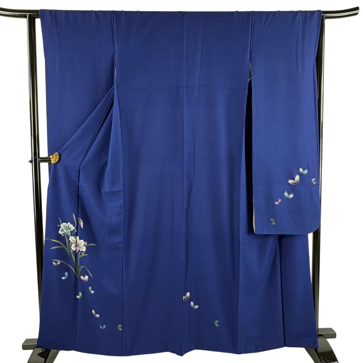 【美品】 振袖 身丈163cm 裄丈64cm M 袷 百合 蝶 金彩 紺色 正絹 秀品 【中古】