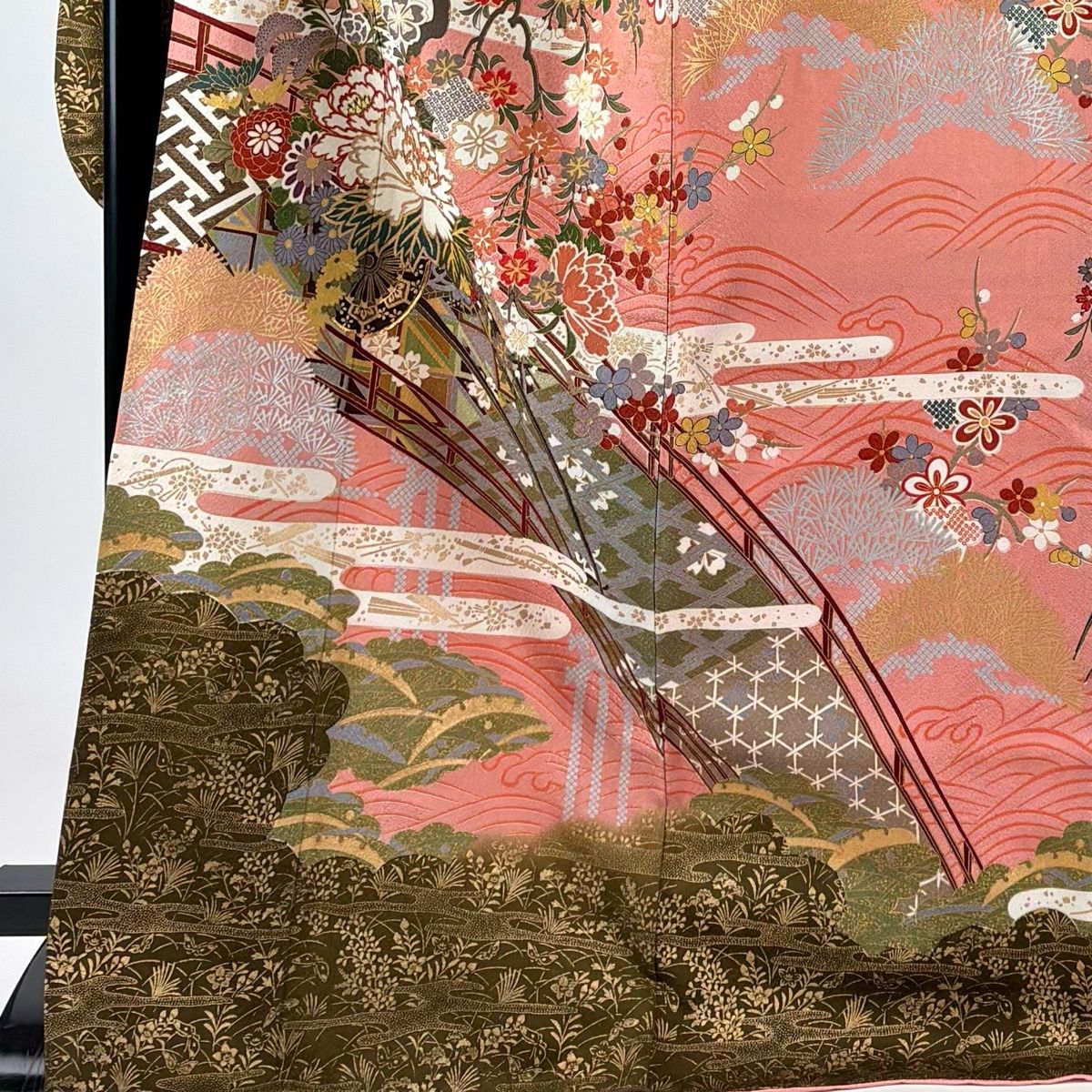 振袖 身丈170cm 裄丈67cm M 袷 花車 橋 金糸 金銀彩 ピンク 正絹 秀品 