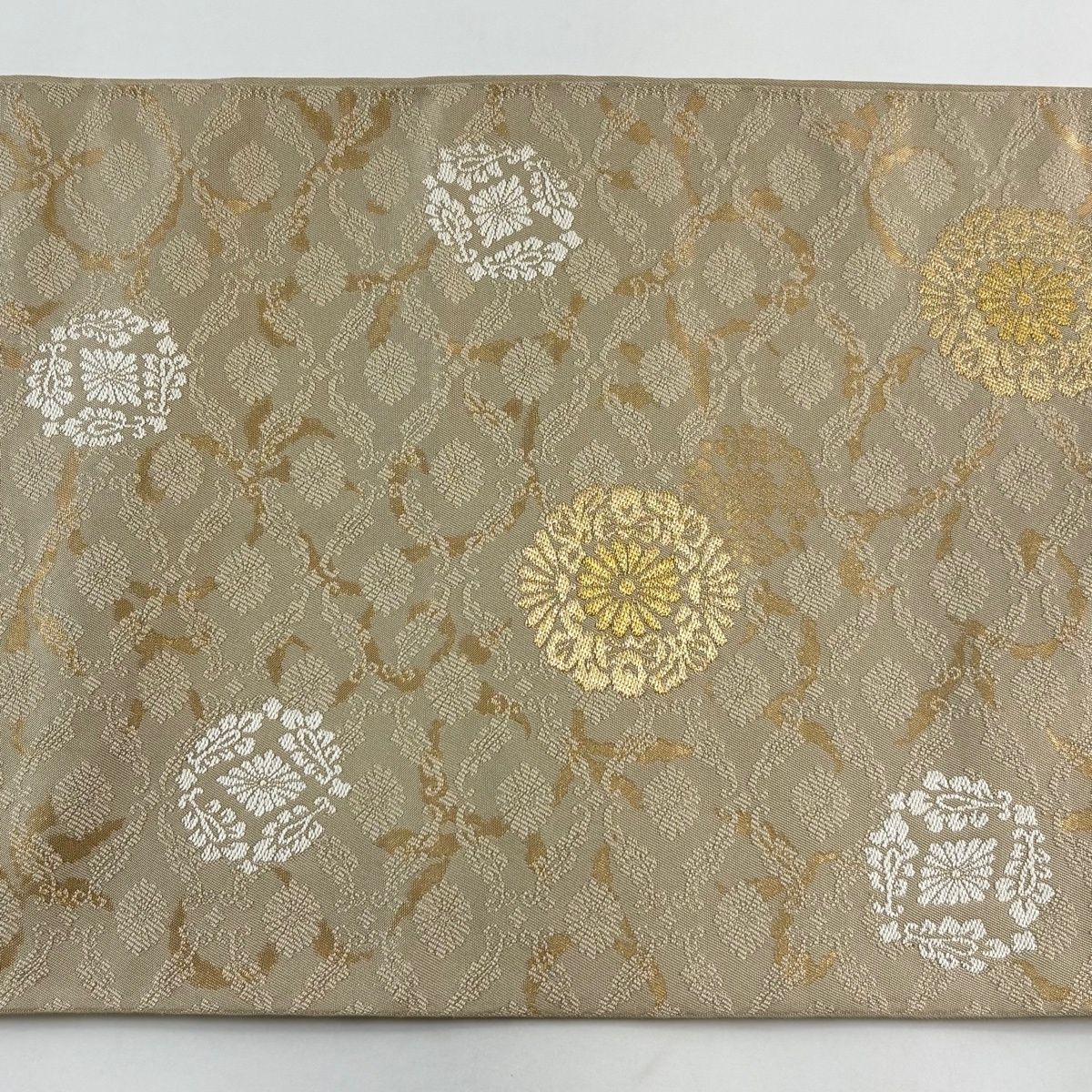 美品】 袋帯 秀品 本袋 花唐草 花菱 箔 金糸 薄茶色 六通 正絹 【中古