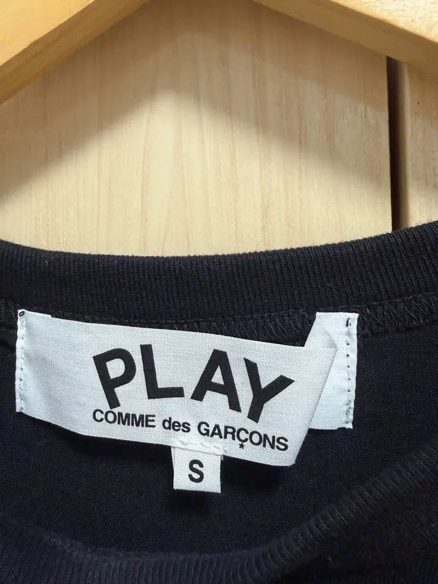 コム・デ・ギャルソン PLAY 半袖Tシャツ ブラック ハート