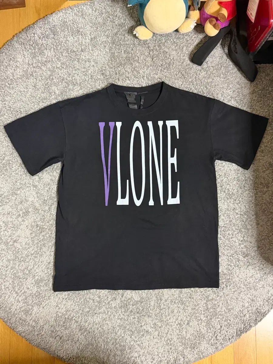 VLONE(ヴィーローン) Tシャツ