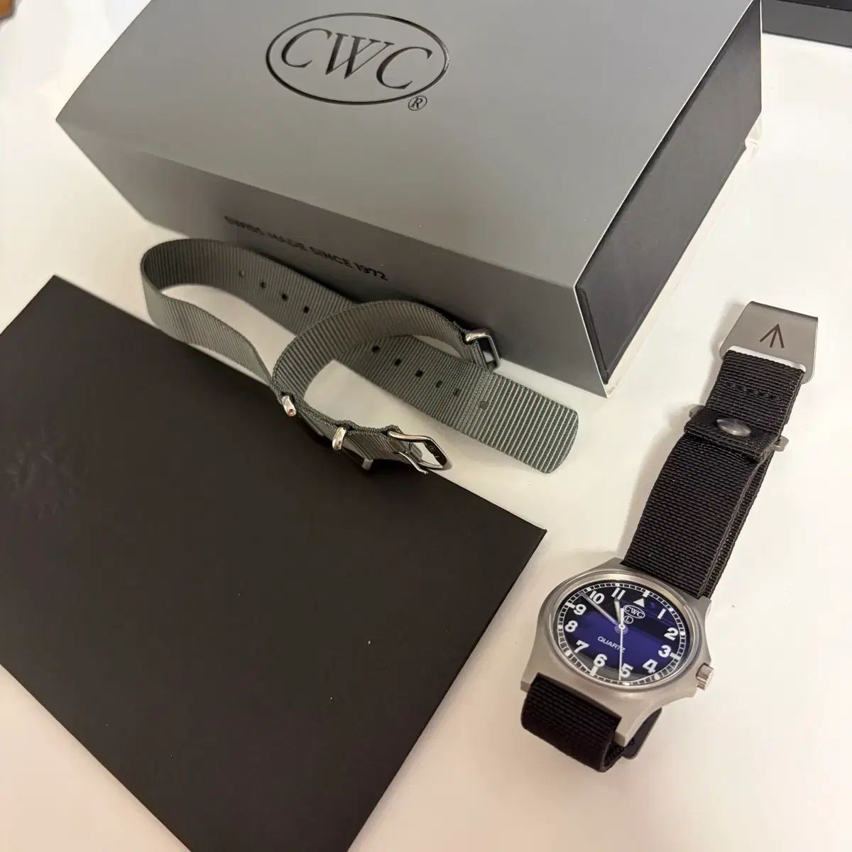 CWC G10 + MNストラップ Broad Arrow 刻印