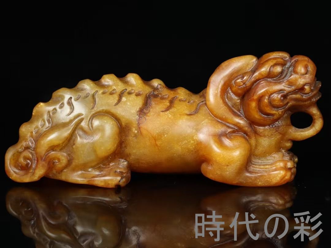 【旧蔵・少甫作款・灯光凍田黄石瑞獣手把件・印章・印鑑・印材】中国古美術・細密彫・手彫り・精工細作・天然賞石擺件・置物・賞物・旧蔵品・名家・在銘・R08061101