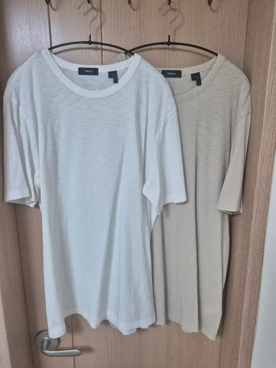 L セオリー コスモス エッセンシャル Tシャツ (白 サンド) まとめ売り