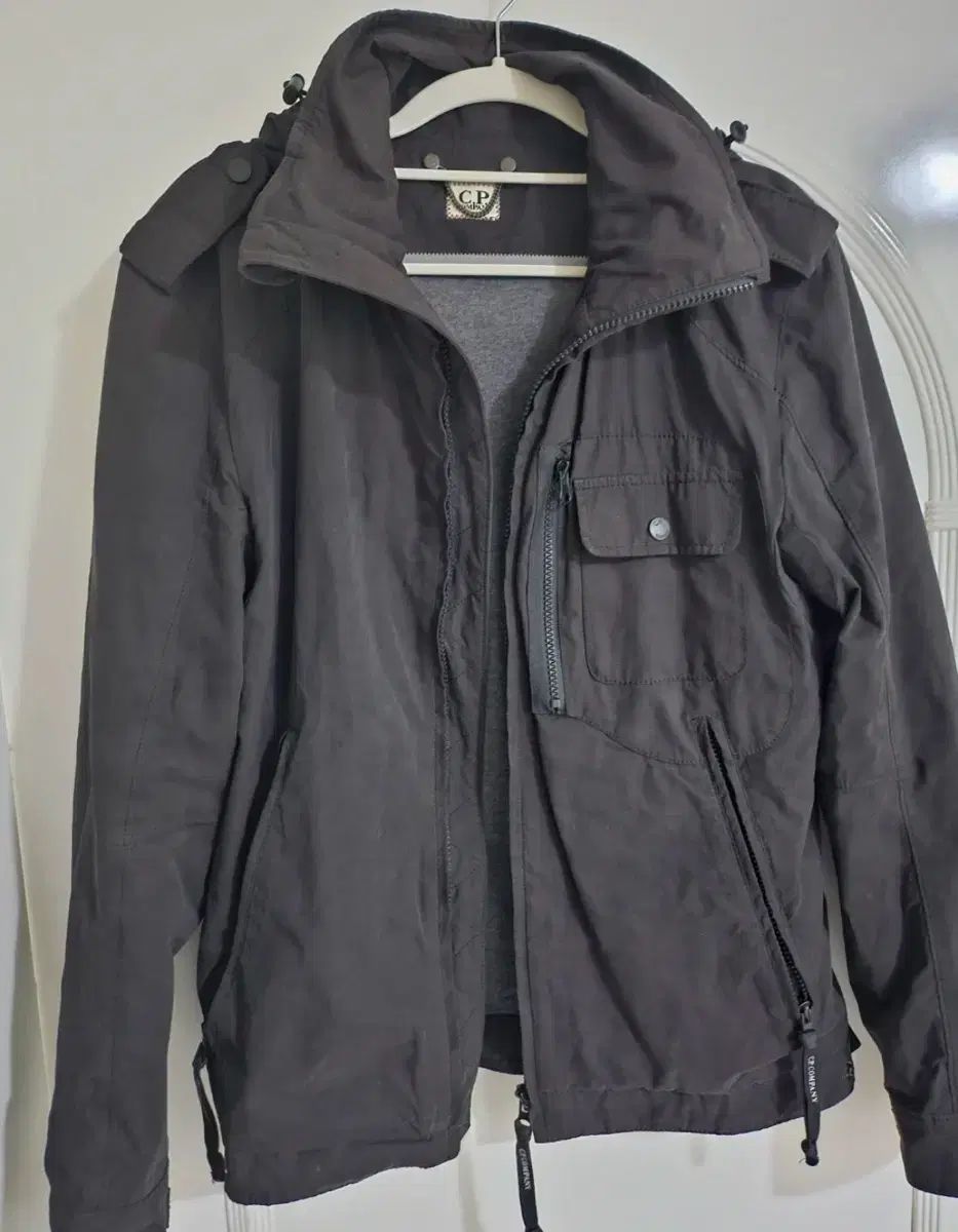 C.P. COMPANY シーピーカンパニー ゴーグル ジャケット ブラック