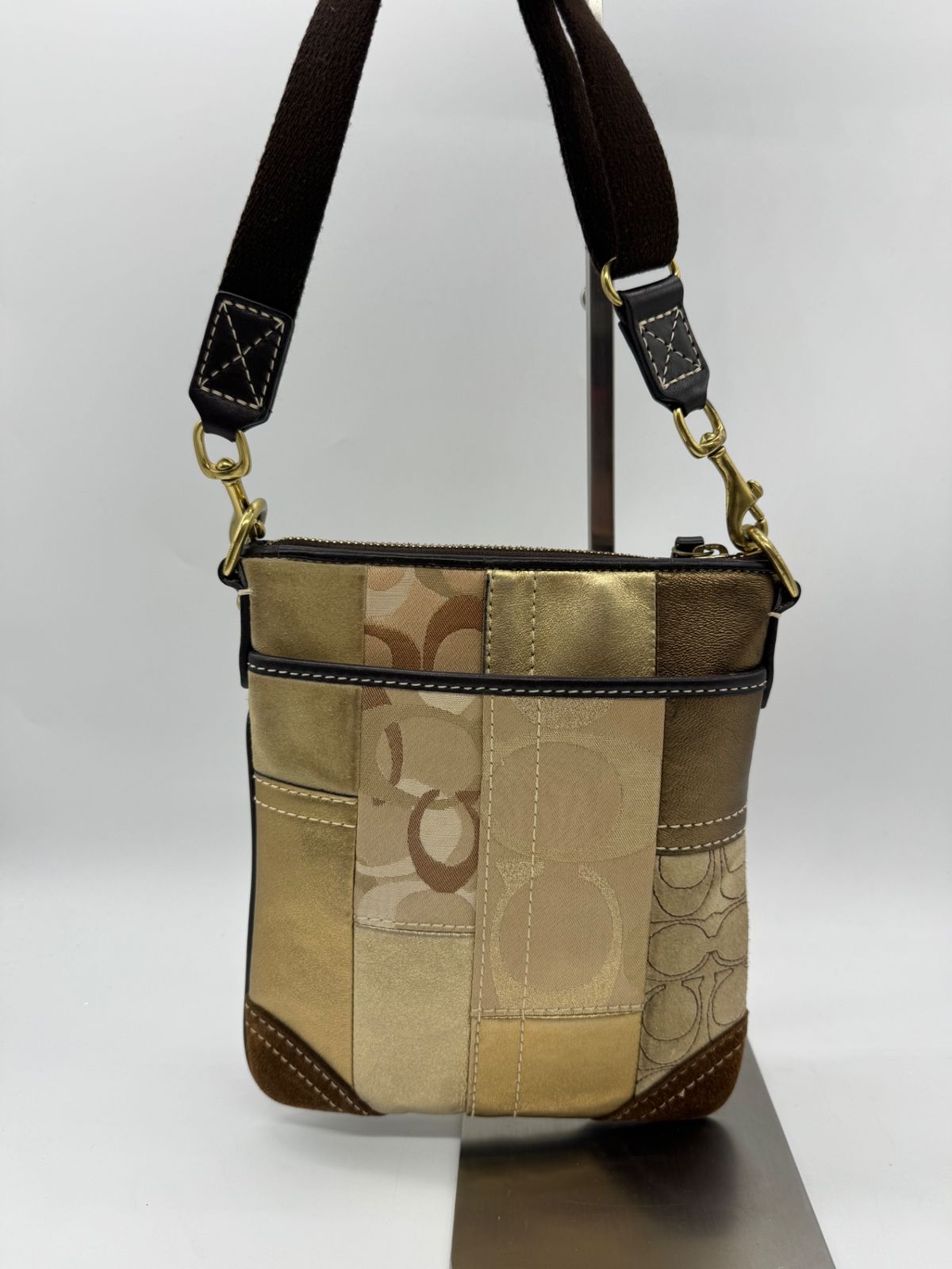 COACH 2wayショルダーバッグ シグネチャー パッチワーク 良品】 COACH コーチ シグネチャー柄 パッチワーク ショルダーバッグ