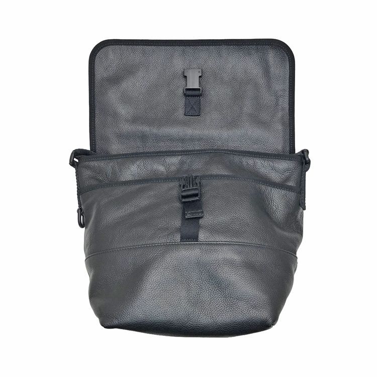 BALENCIAGA バレンシアガ BBロゴ エクスプローラー メッセンジャー