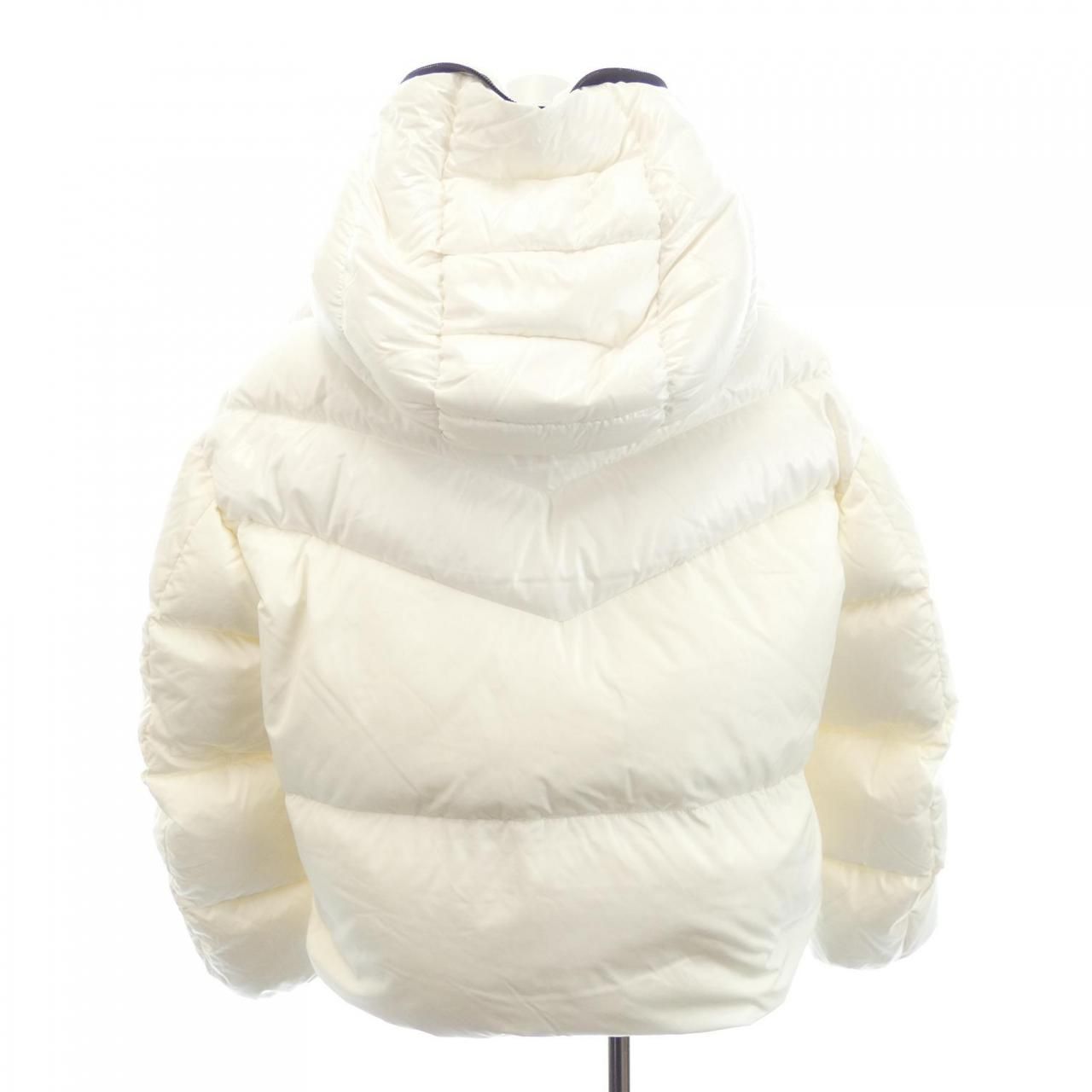 モンクレール MONCLER GUENIOC ダウンジャケット